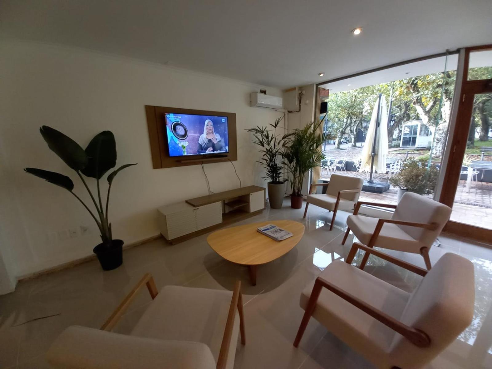 Nuevo Hotel Plaza Minas Esterno foto