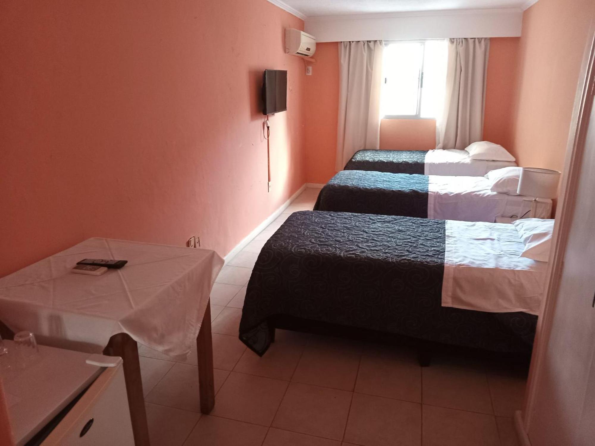 Nuevo Hotel Plaza Minas Esterno foto