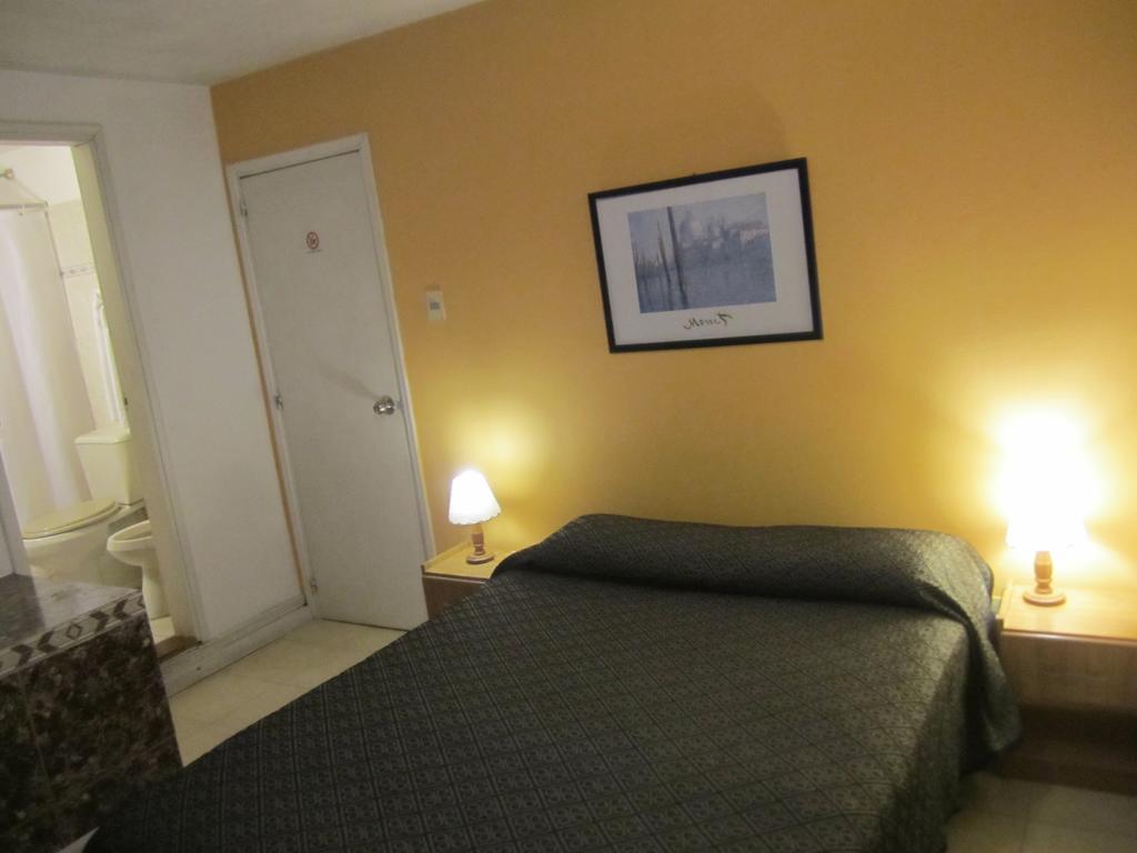 Nuevo Hotel Plaza Minas Esterno foto